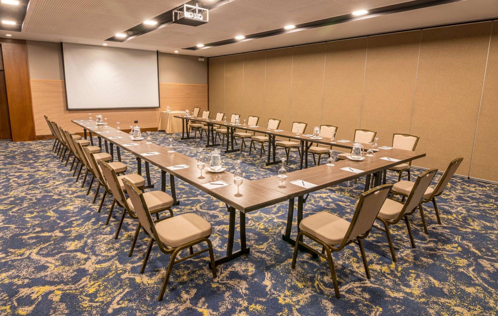 Sonesta El Olivar 5* Lima